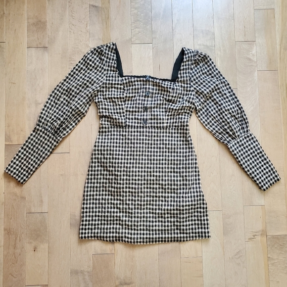 Essue black and white gingham mini dress size medium - Picture 7 of 13